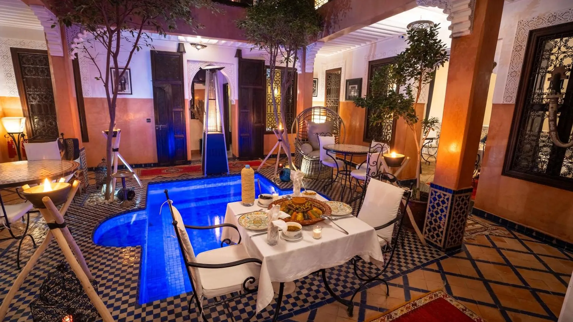 Riad Alaka contacts